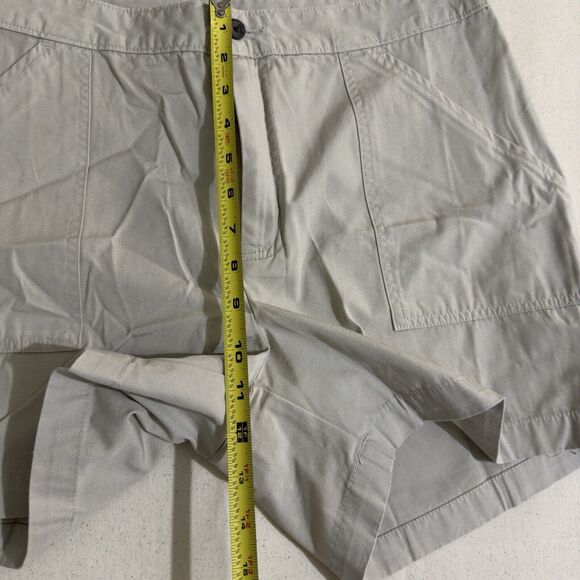 Woolrich Shorts Womens Size 12 Pockets Light Khaki - Picture 5 of 8